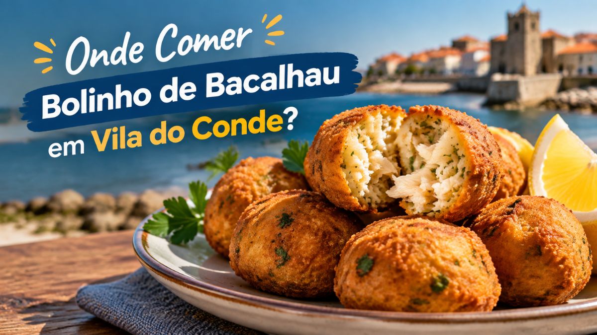 Prato de bolinhos de bacalhau estaladiços e dourados com salsa e limão, tendo ao fundo o rio e a paisagem de Vila do Conde.